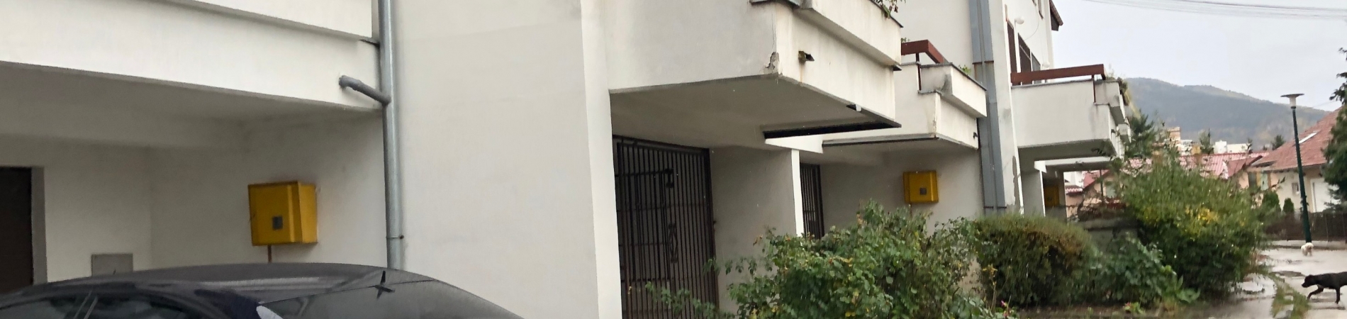 Kuća sa garažom kod stadiona Koševo